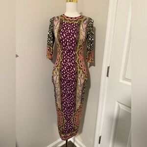 Alice + Olivia Delora Crewneck Fitted Midi Dress in Desire print